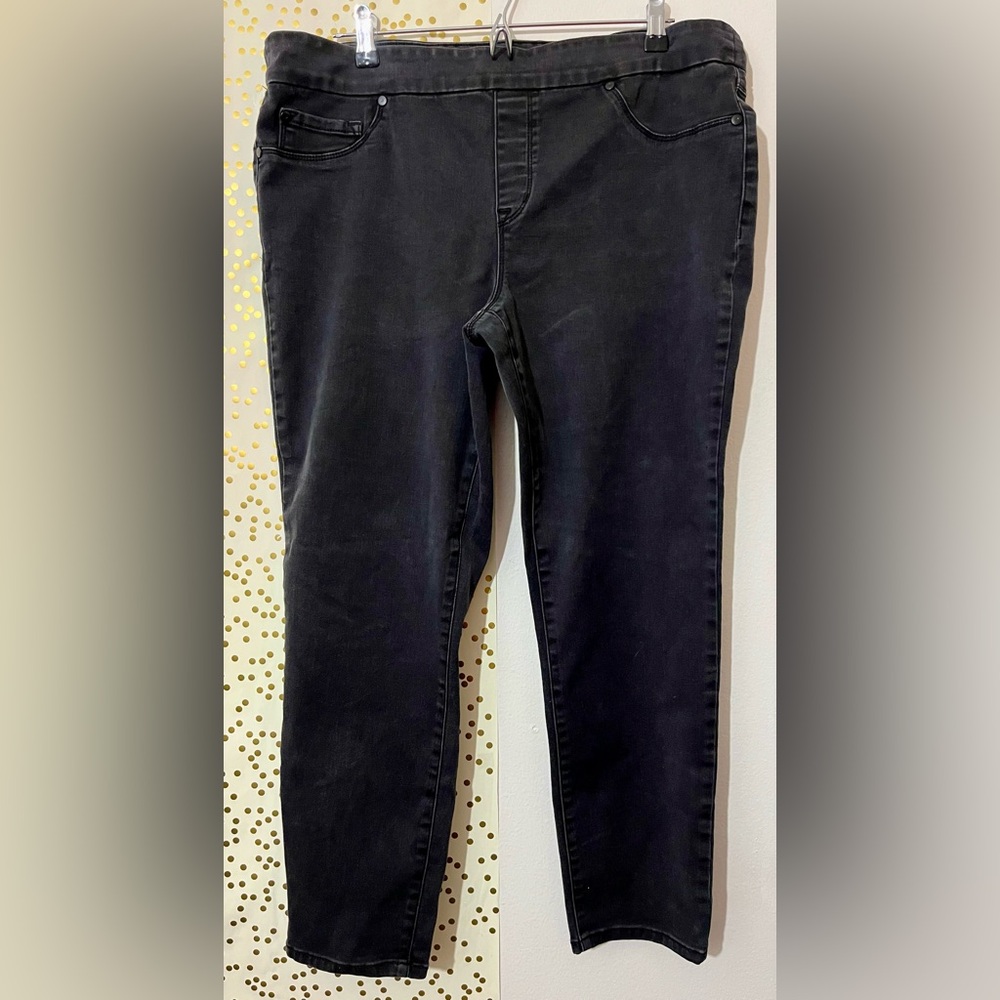 Tribal Black Skinny Pull-On Jeans size 14